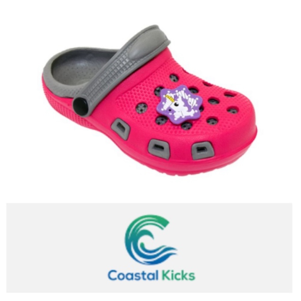 NEW!  Coastal Kicks Slingback Sandal Clogs With Cute Appliqué Detail